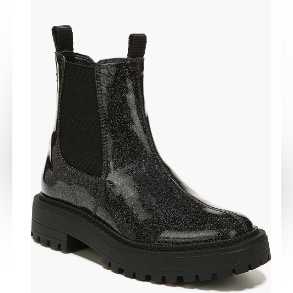 Sam Edelman Kids' Laguna
Chelsea Boot (Big Girl) - Picture 1 of 10